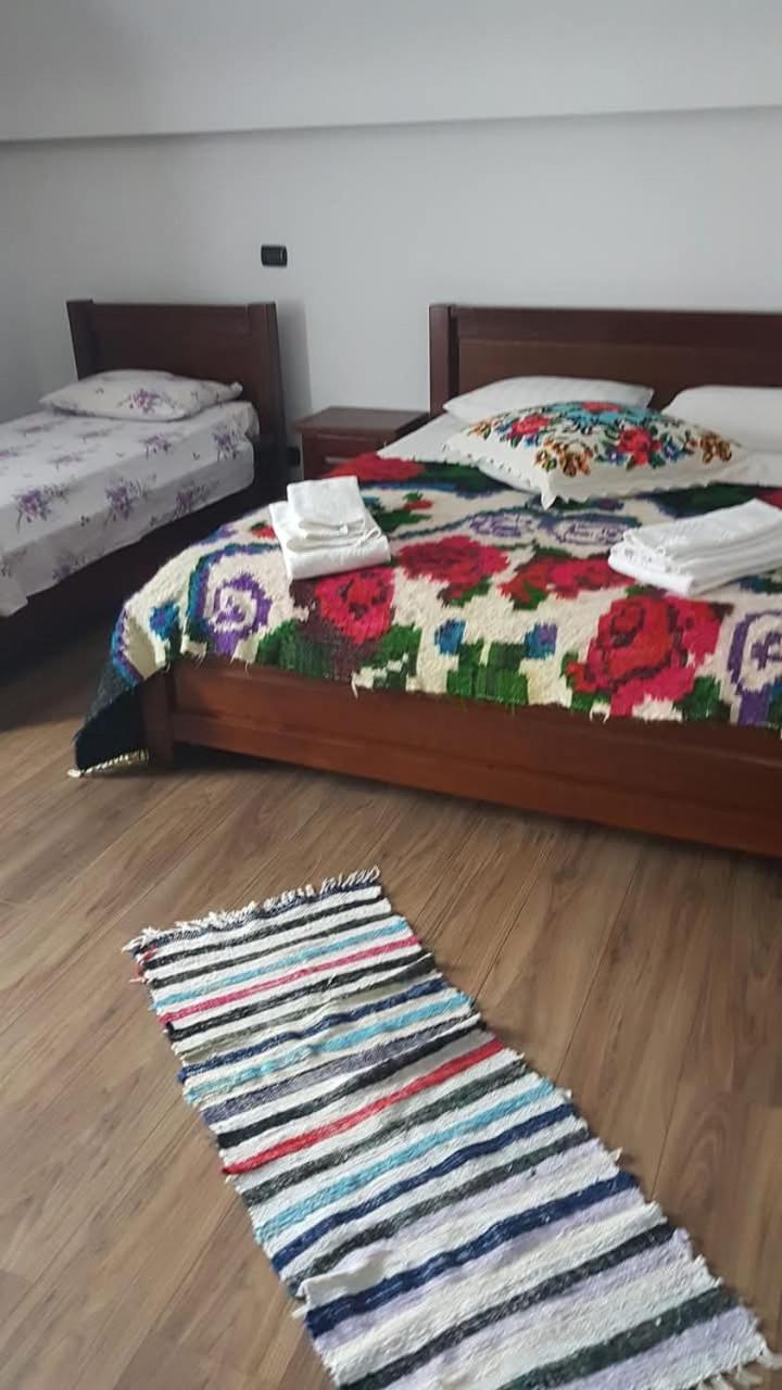 Popasul Calatorului 호텔 모이세이 외부 사진
